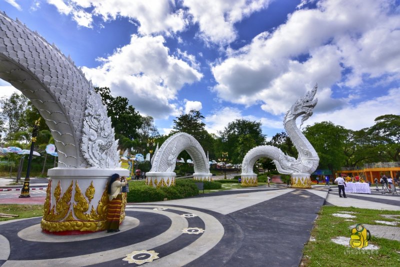 วัดพญานาคสีขาว ศรีสะเกษ